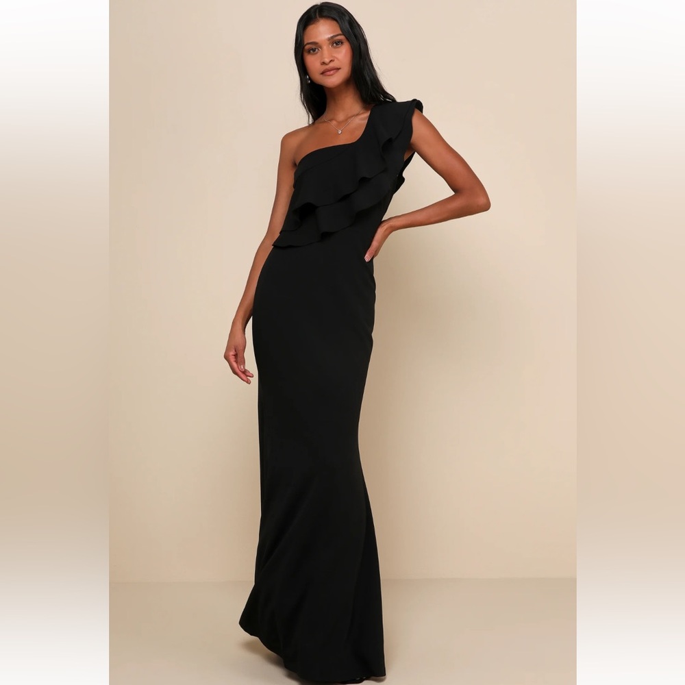 One shoulder black evening gown